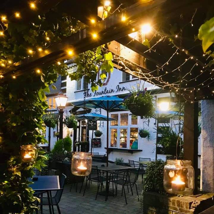 The Fountain Inn Courtyard