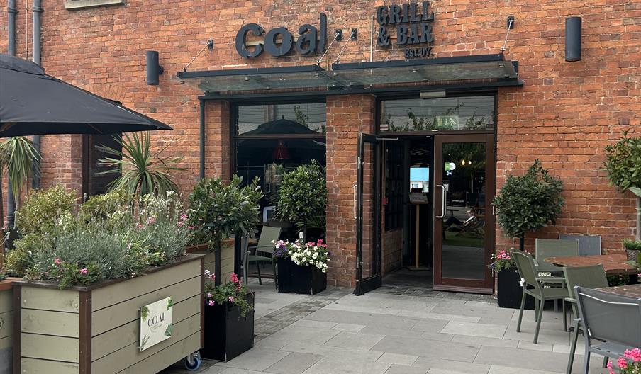 Retro Bottomless Brunch at Coal Kitchen