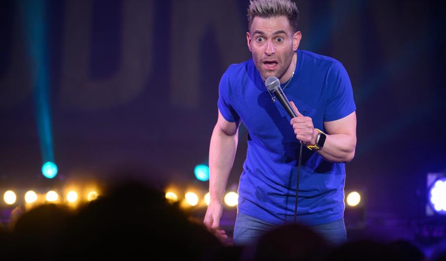 Simon Brodkin: Warm Up Show