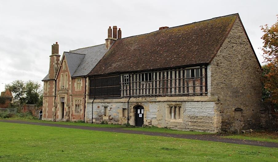 Llanthony Secunda Priory