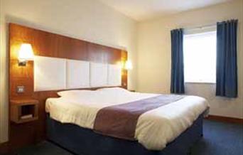 Premier Travel Inn Gloucester East (Barnwood)